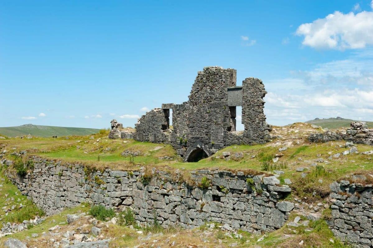 فيلا Dartmoor Barn On North Hessary Tor يلفيرتون المظهر الخارجي الصورة