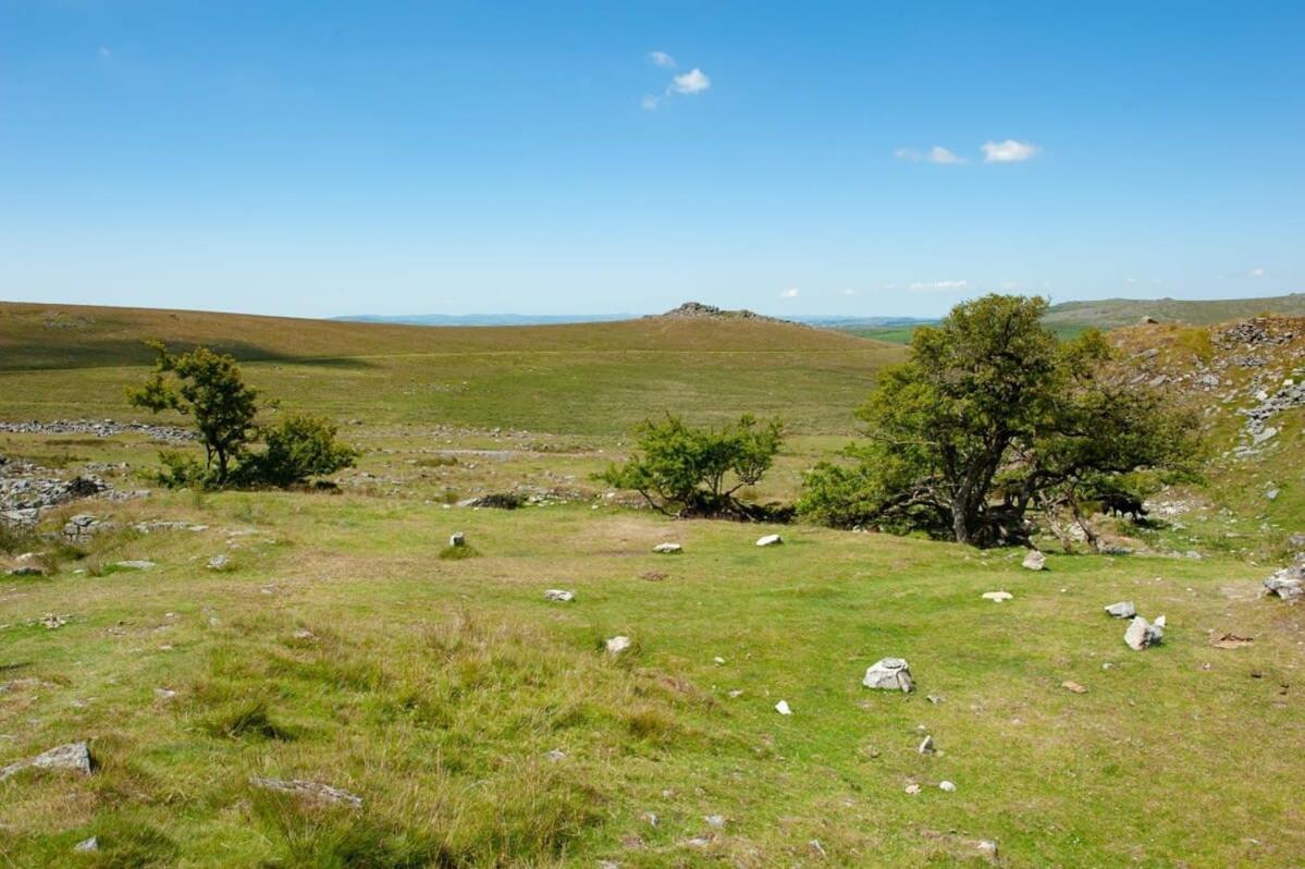 فيلا Dartmoor Barn On North Hessary Tor يلفيرتون المظهر الخارجي الصورة